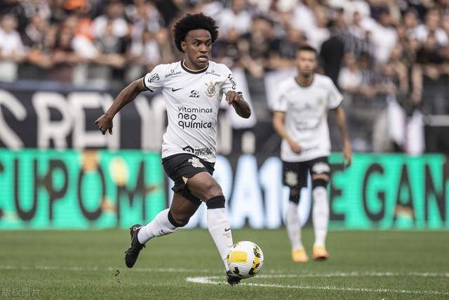 前曼联助教范尼出任莱斯特城主帅，合同至2027年