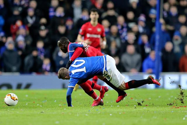 哈特三双尼克斯魔术携手晋级 猛龙力克步行者